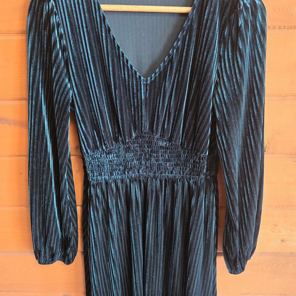 Zesica Velvet Dress Midi Green Vneck Long Sleeve Flowy Boho Bridesmaid Fall - Picture 5 of 6